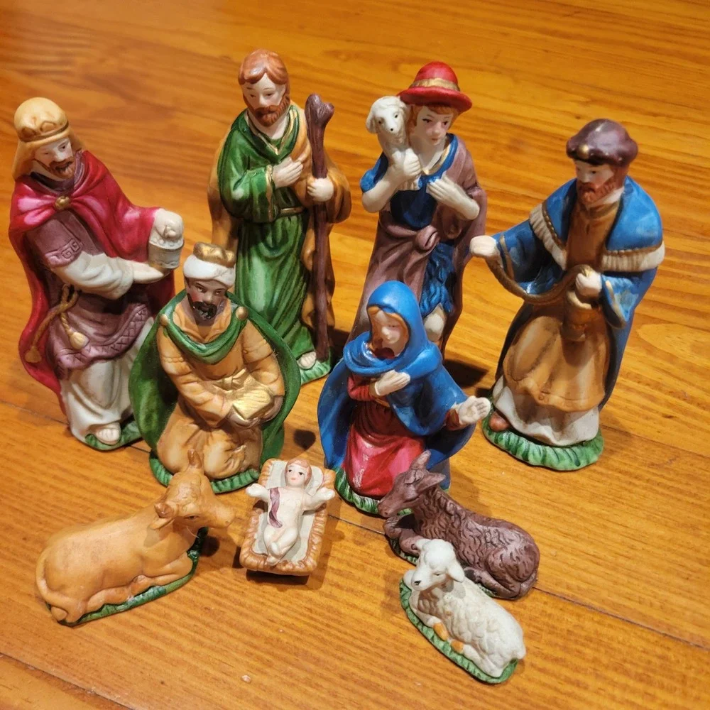 Vintage 9 Piece Nativity Set Christmas Manger Scene Multicolor Ceramic Figurines